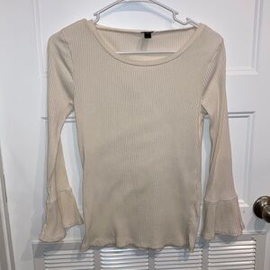 Ribbed, bell sleeve top